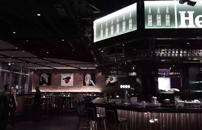 Luna Bar&Restaurant opening